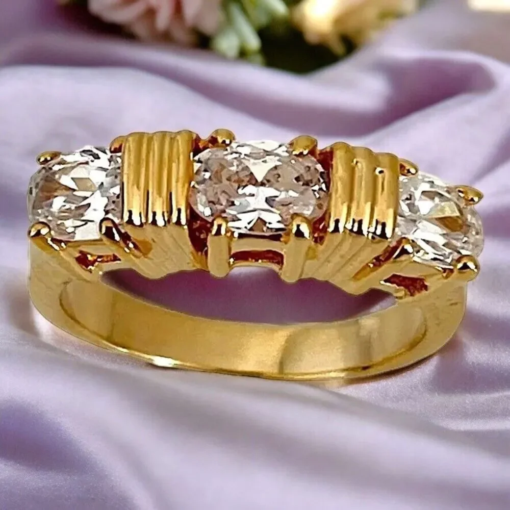 Vintage 1980s Ring Size 6 CZ Three Stone Textured Gold Plated Band - 14S